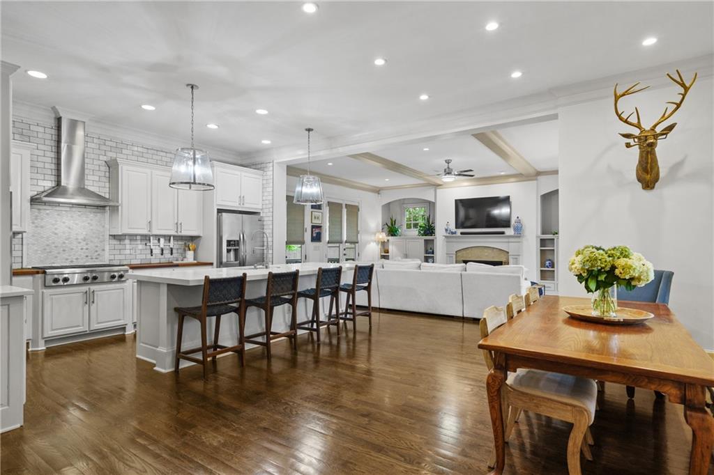 3075 Woodvale Court