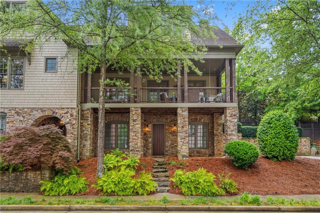 3075 Woodvale Court