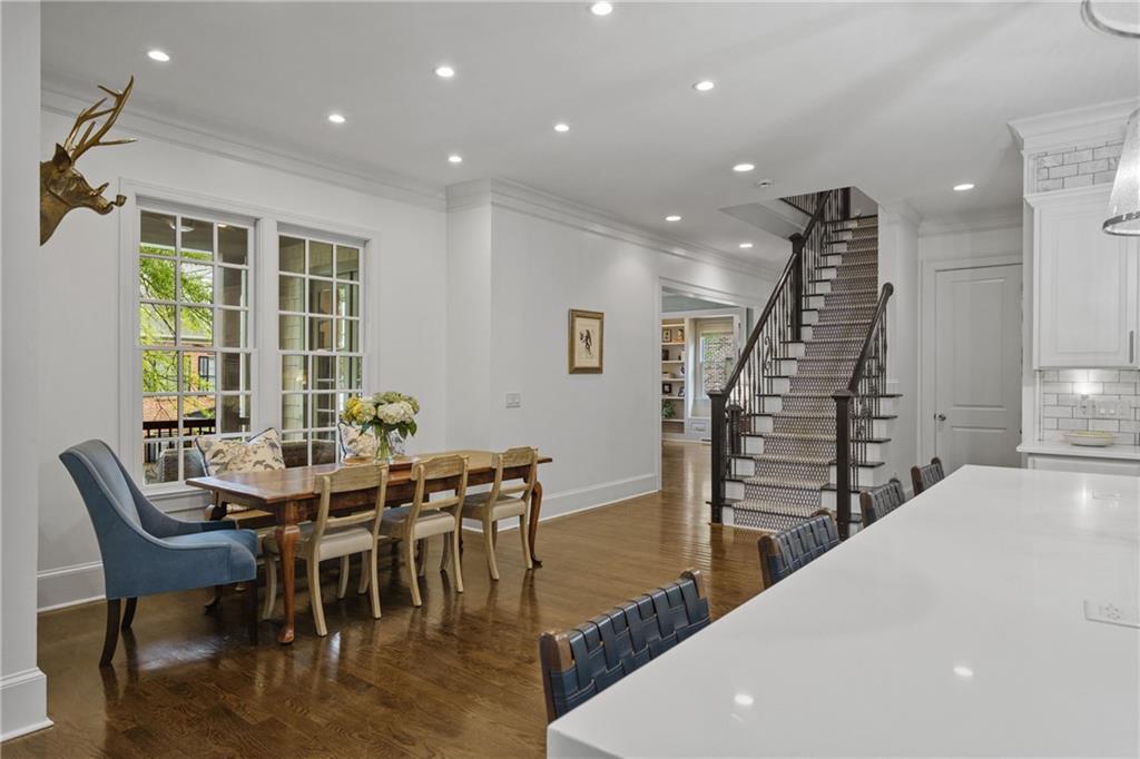 3075 Woodvale Court