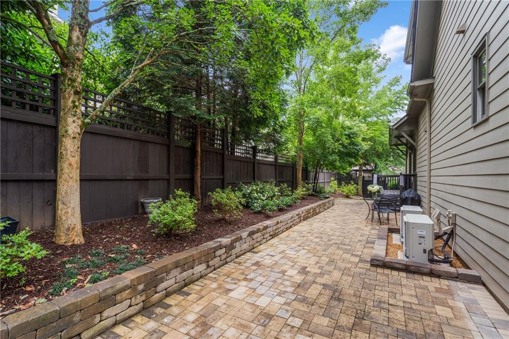 3075 Woodvale Court