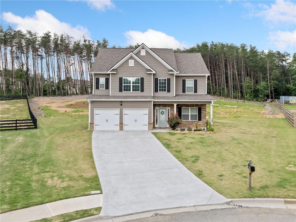 31 Village Trace