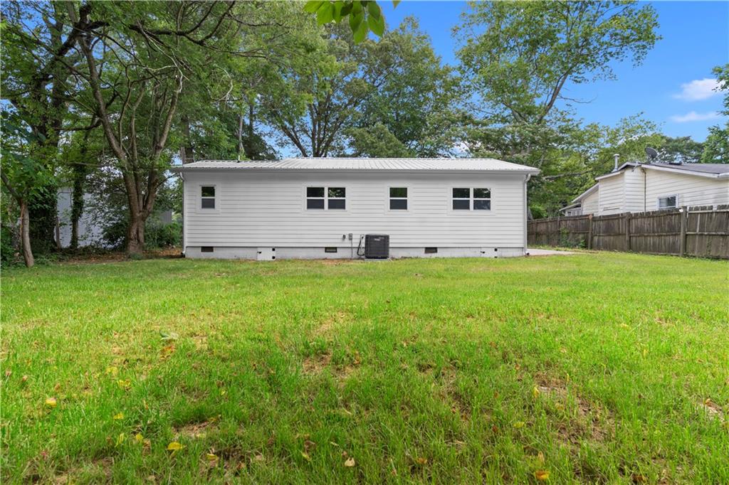 5233 Groovers Landing Road SE