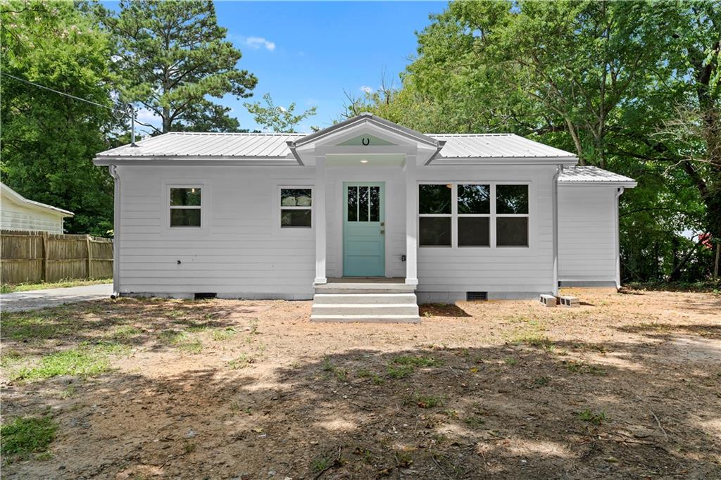 5233 Groovers Landing Road SE