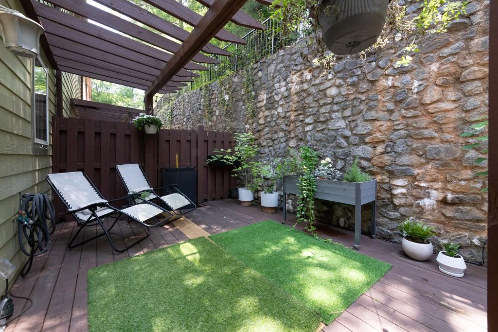 1441 Ashford Creek Circle