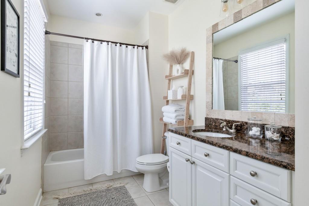 1441 Ashford Creek Circle