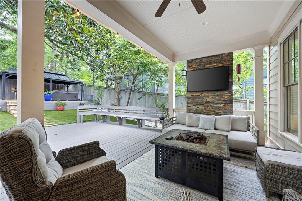 259 Hampton Terrace NE