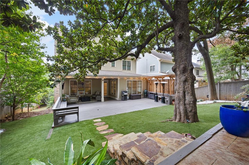 259 Hampton Terrace NE