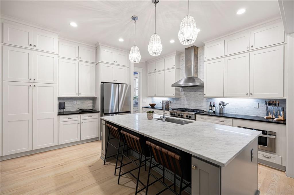 259 Hampton Terrace NE