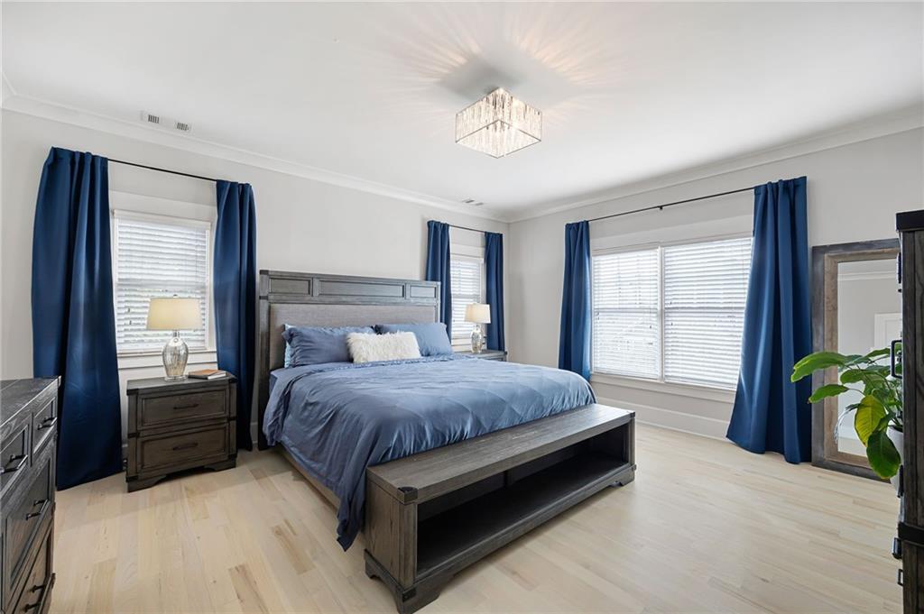 259 Hampton Terrace NE