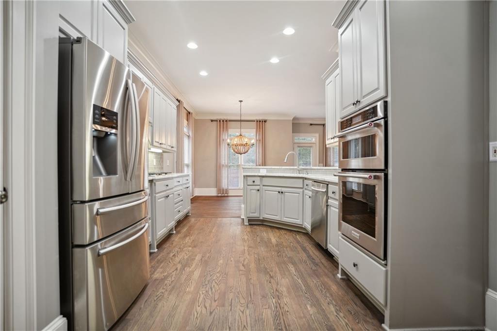 1064 Standard Drive NE