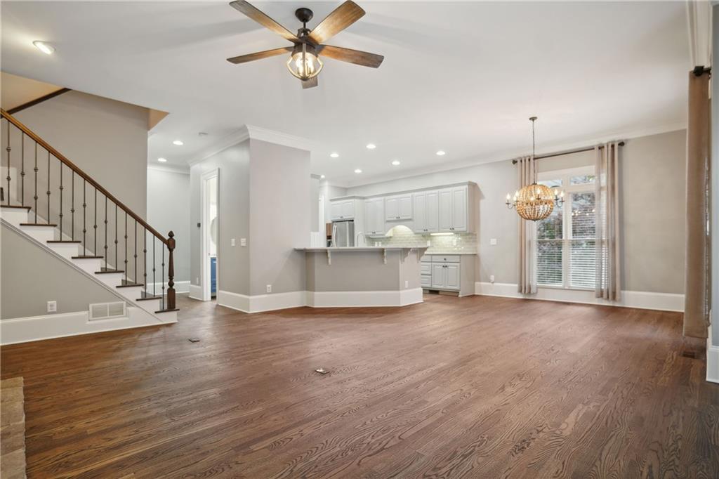 1064 Standard Drive NE