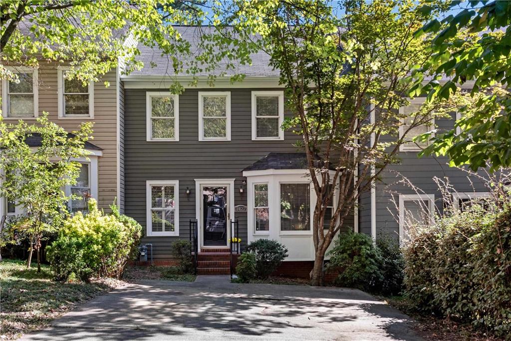 1427 Old Virginia Court