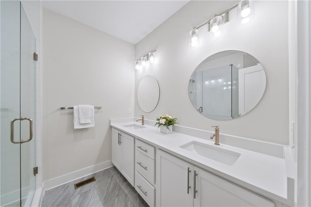 1247 Zucchini Circle SE