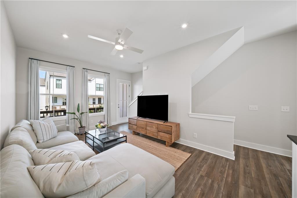 1247 Zucchini Circle SE