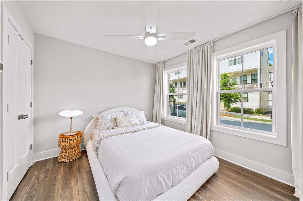 1247 Zucchini Circle SE