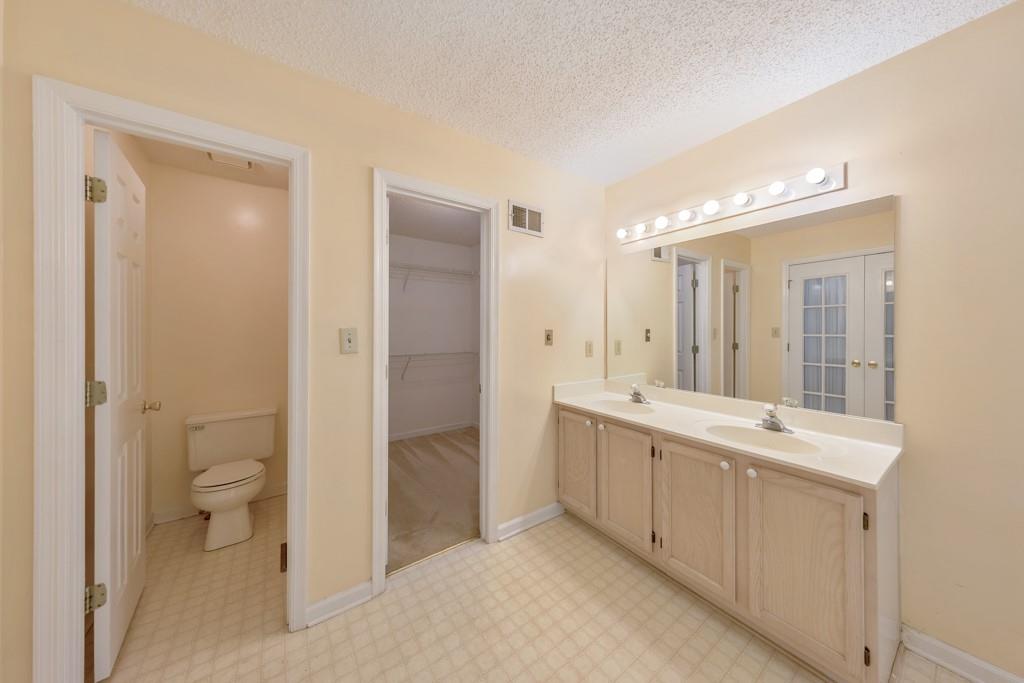 1950 McAdoo Court SW