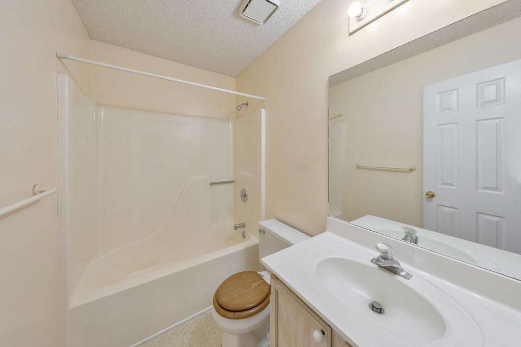 1950 McAdoo Court SW