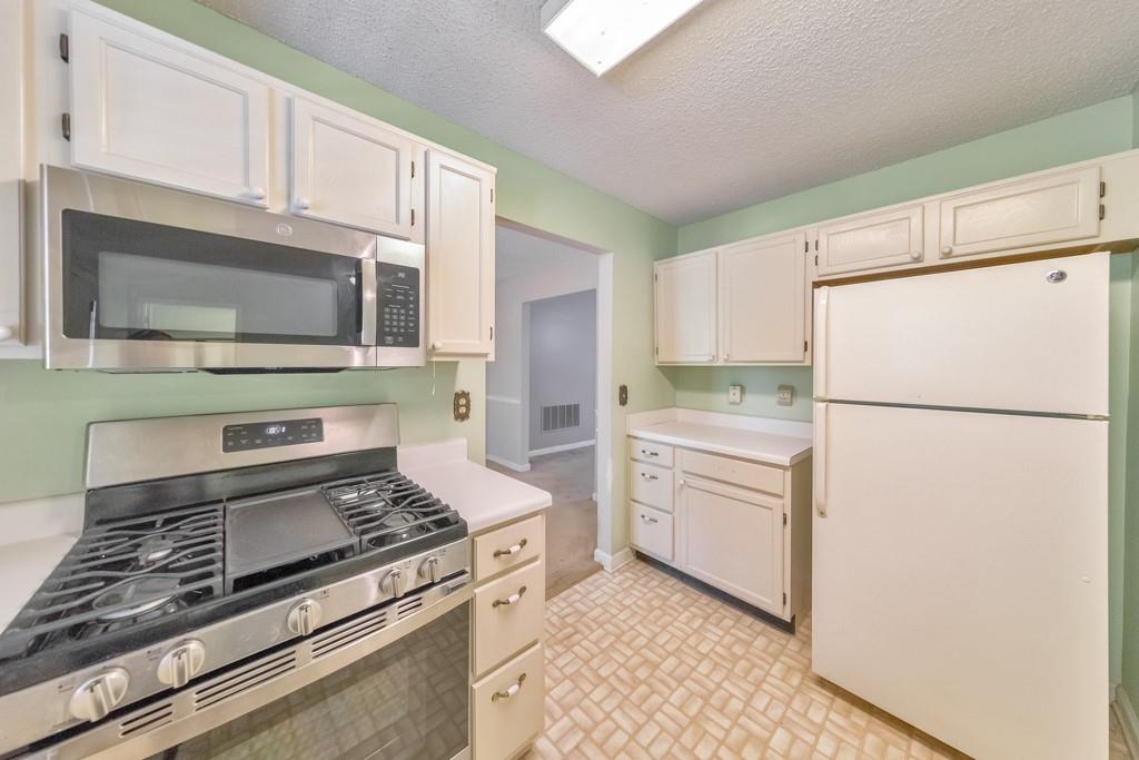 1950 McAdoo Court SW