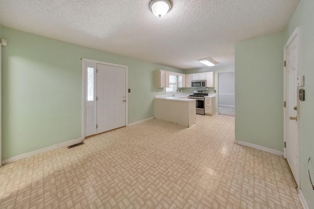 1950 McAdoo Court SW
