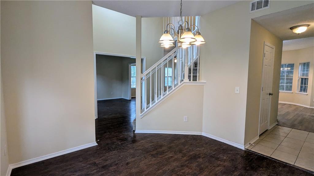 525 Crestwood Court