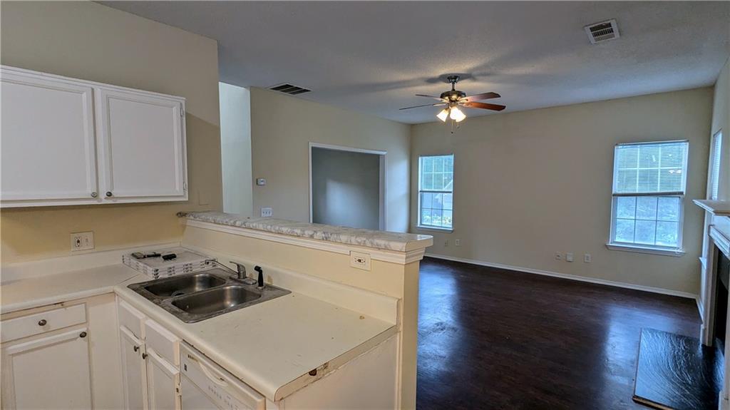 525 Crestwood Court