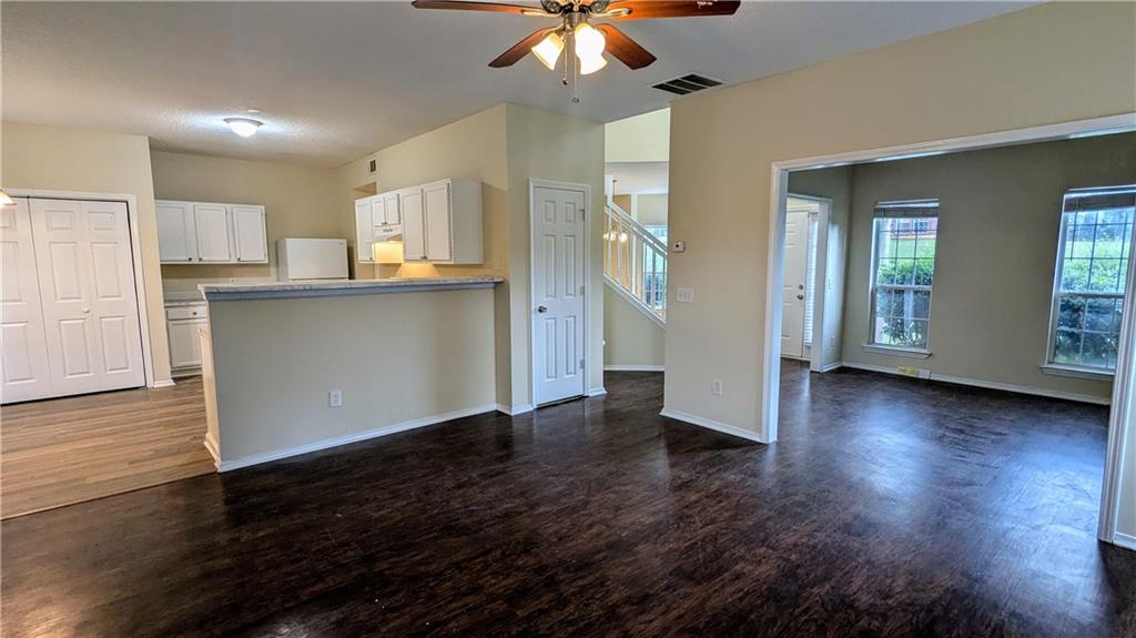 525 Crestwood Court