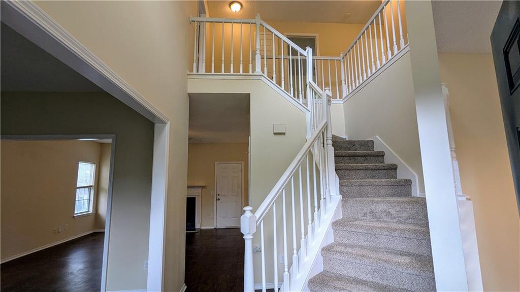 525 Crestwood Court