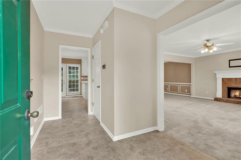 1005 Springharbor Walk