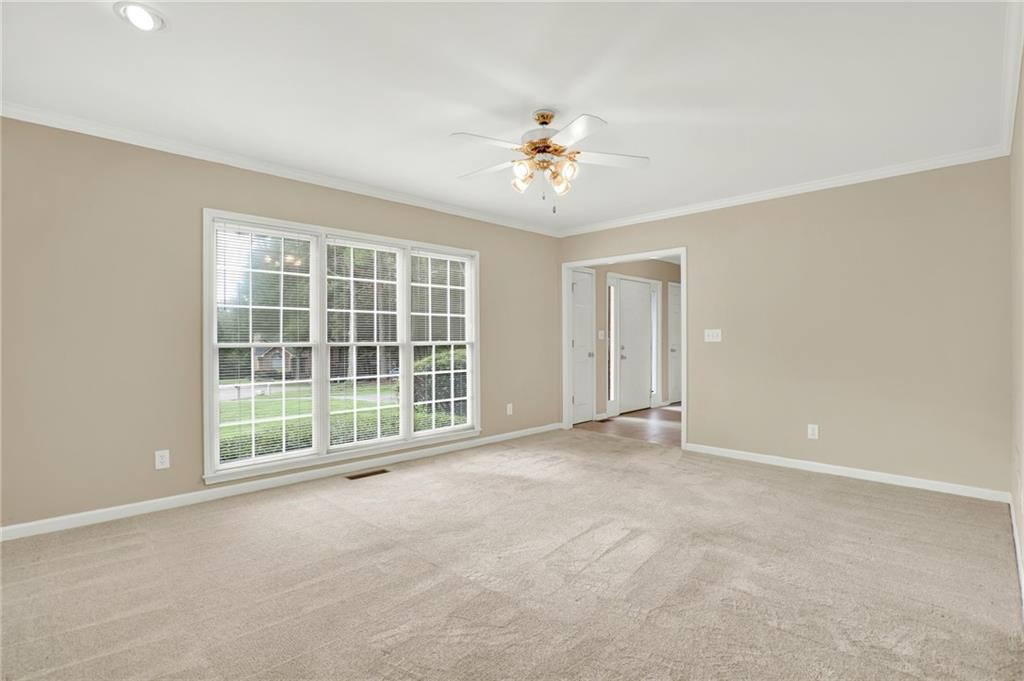 1005 Springharbor Walk