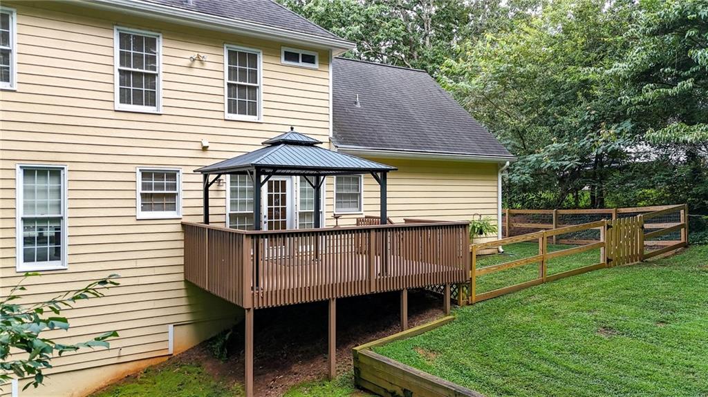 1005 Springharbor Walk