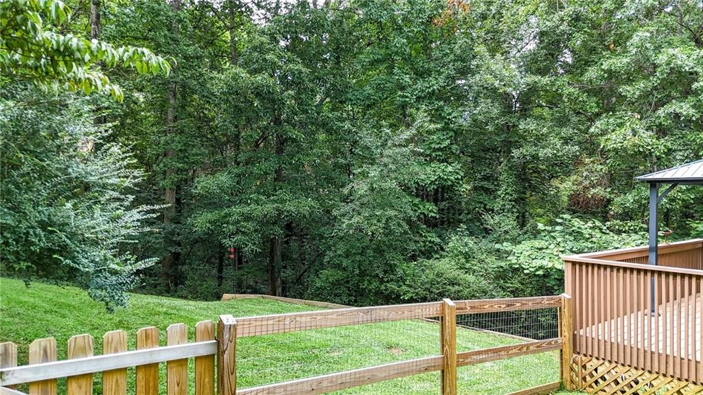 1005 Springharbor Walk