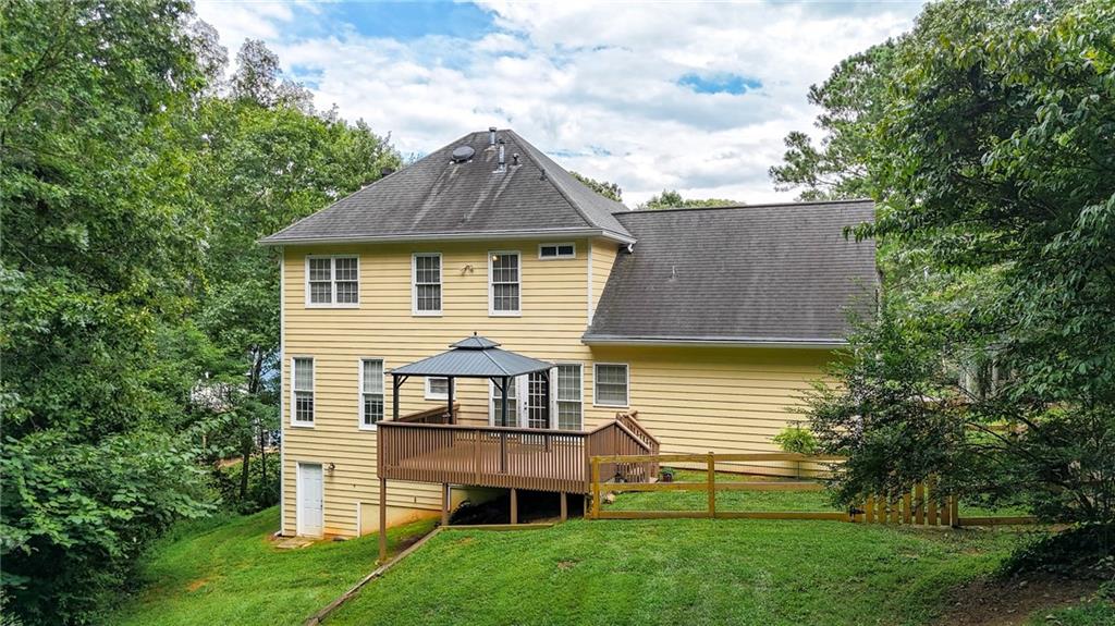 1005 Springharbor Walk