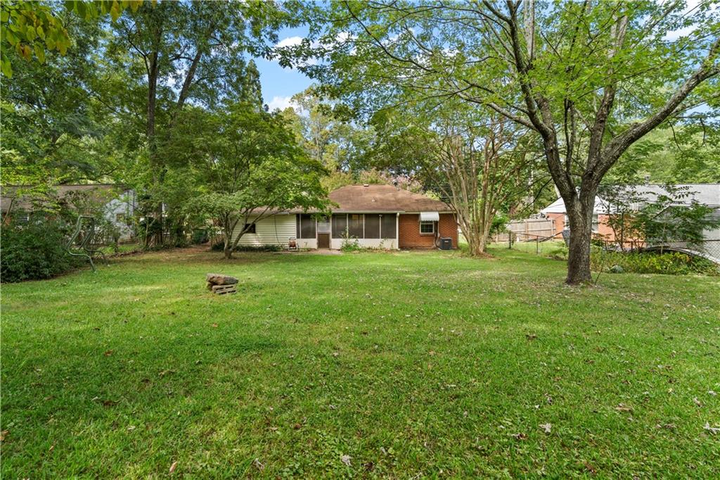 5288 Lee Circle