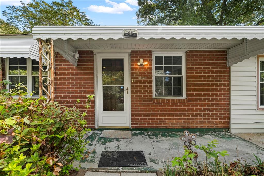 5288 Lee Circle
