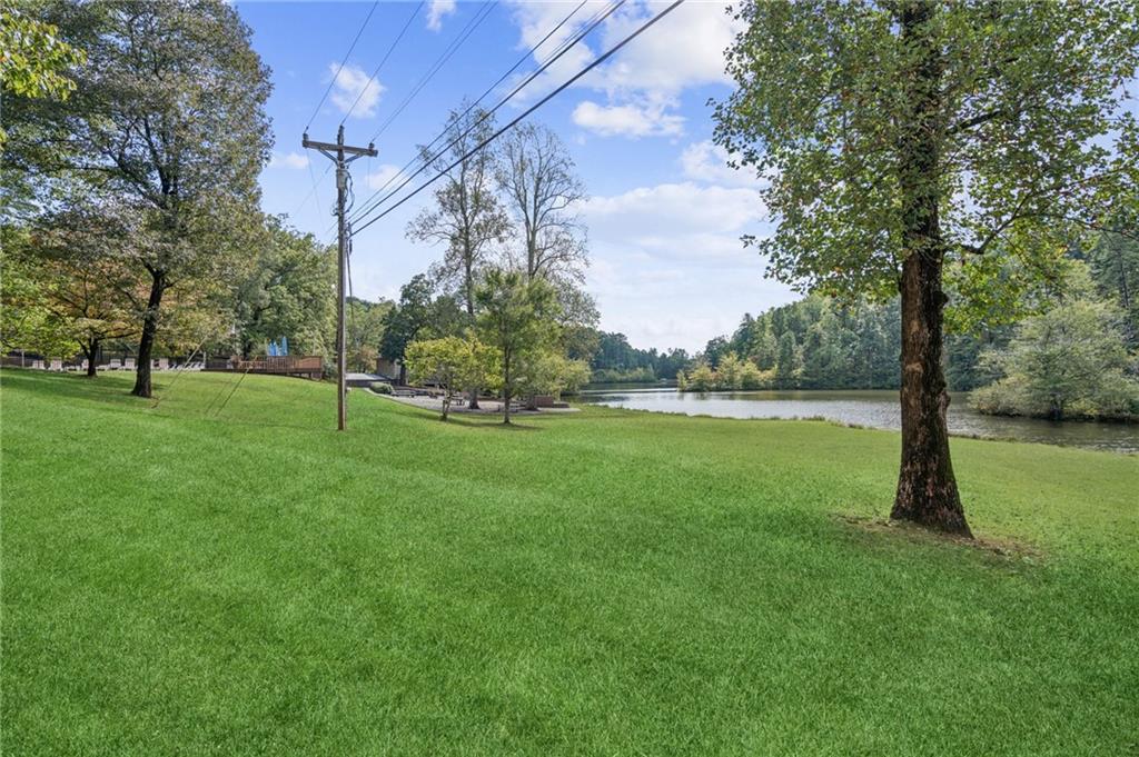 916 Sautee Trail