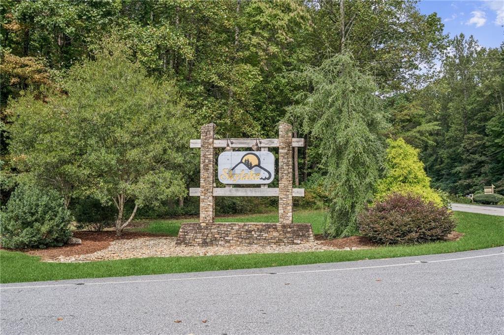 916 Sautee Trail