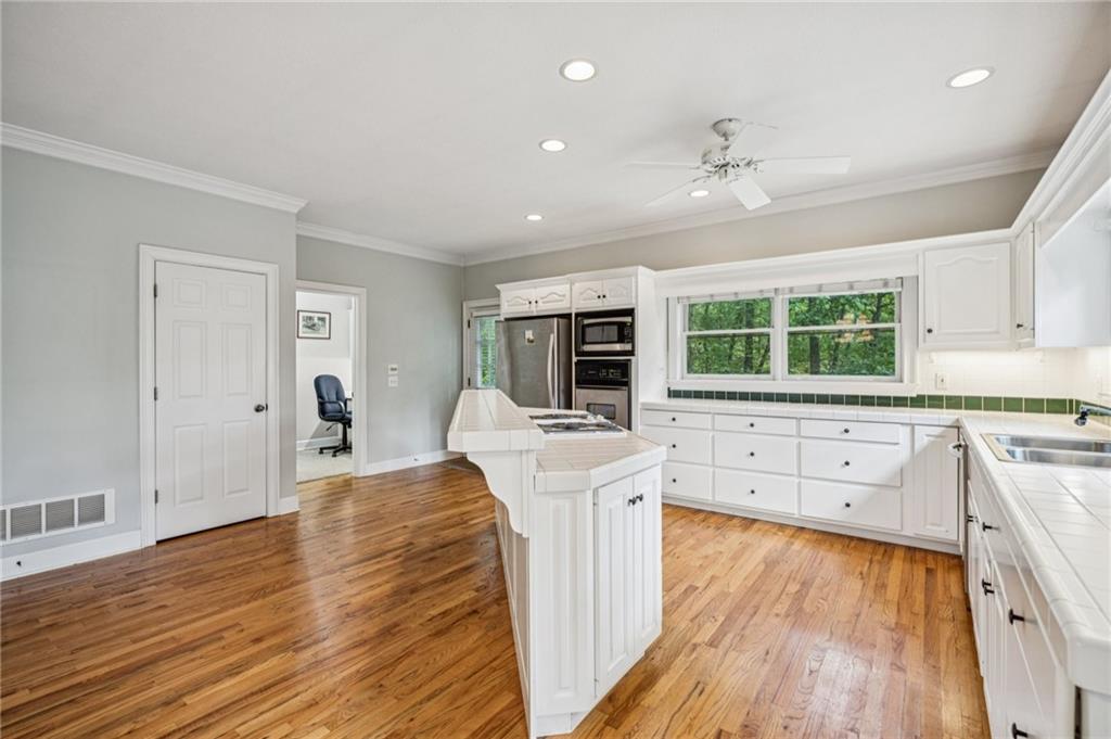 916 Sautee Trail