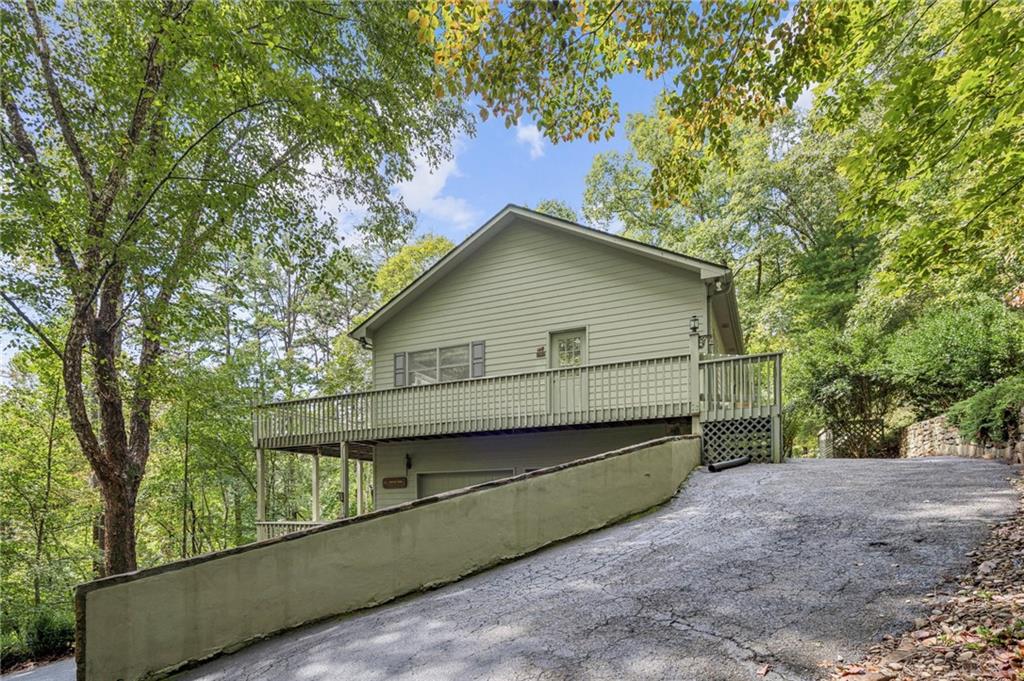 916 Sautee Trail