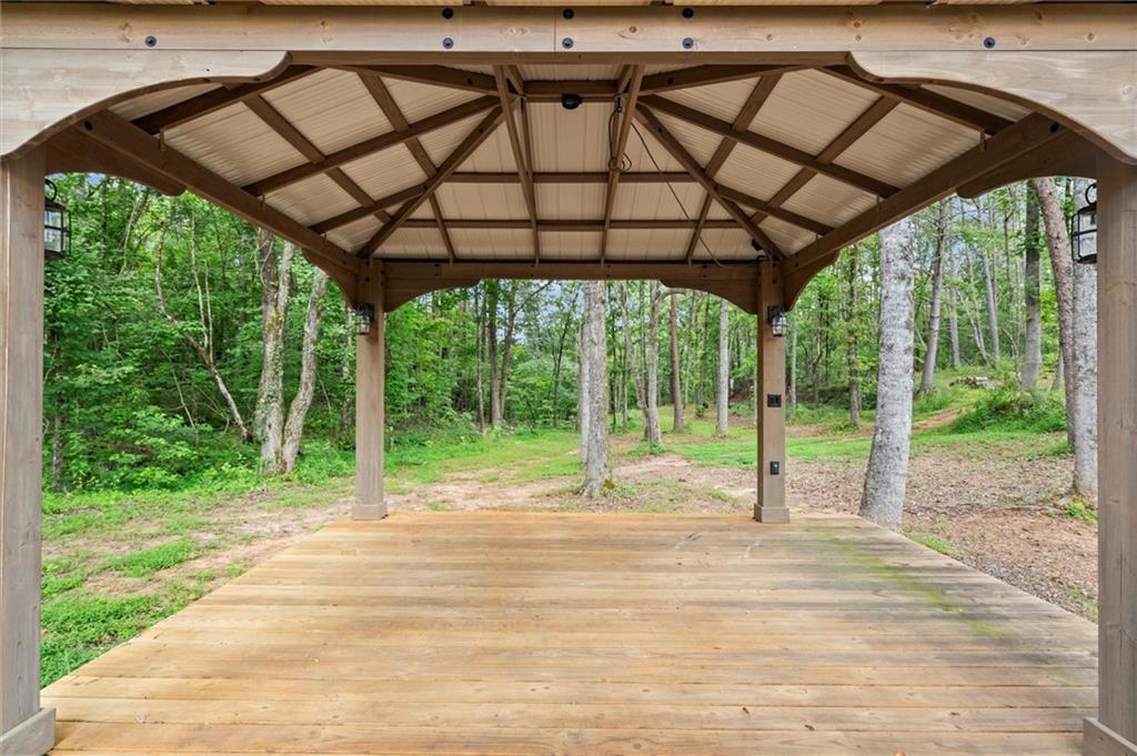 4635 Yellow Creek Road