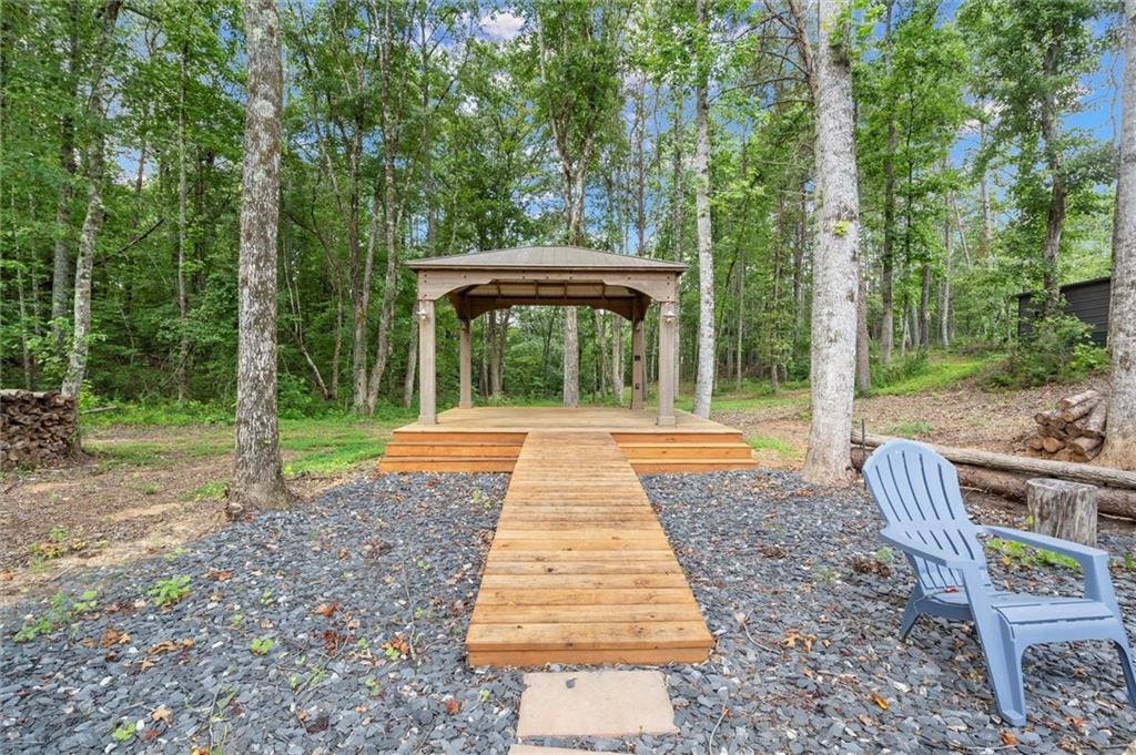 4635 Yellow Creek Road