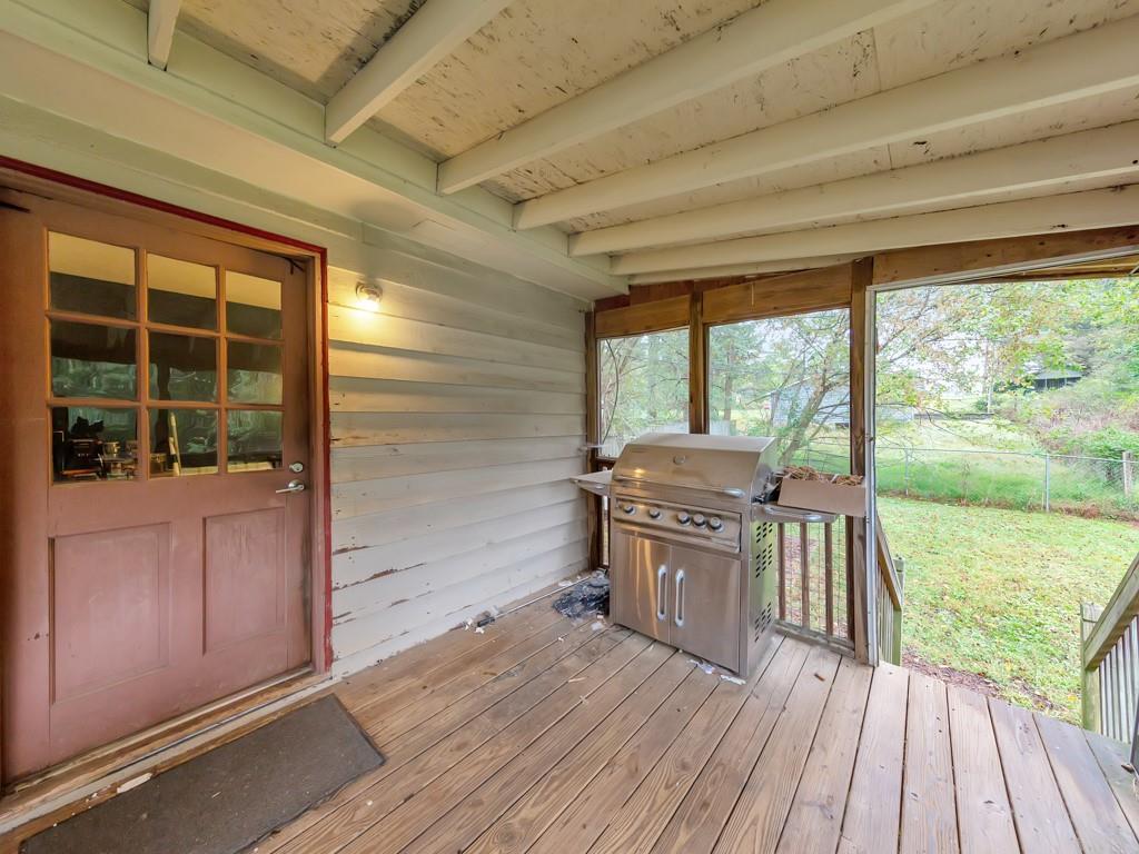 1206 Cotton Road