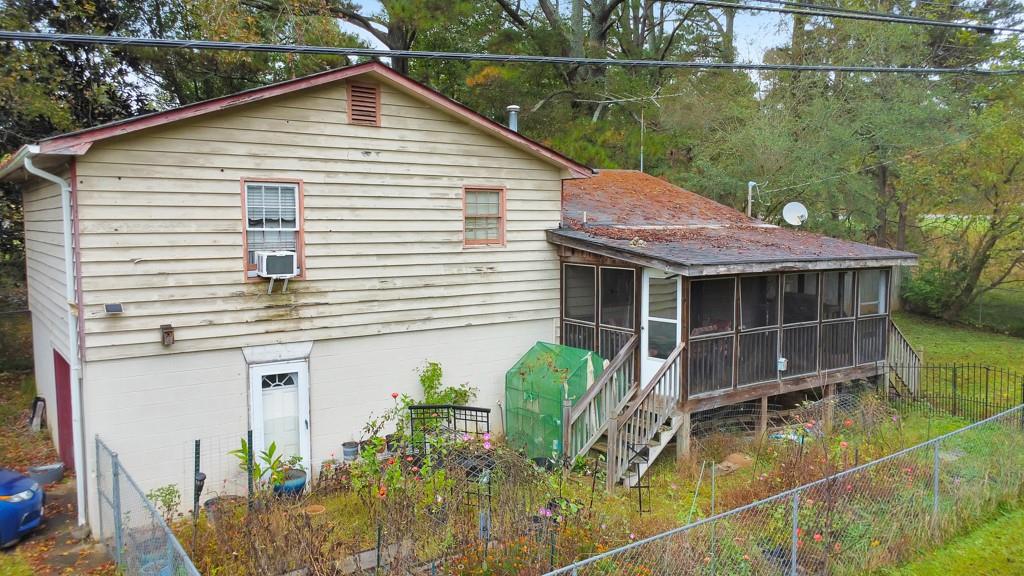 1206 Cotton Road