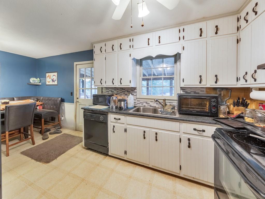 1206 Cotton Road