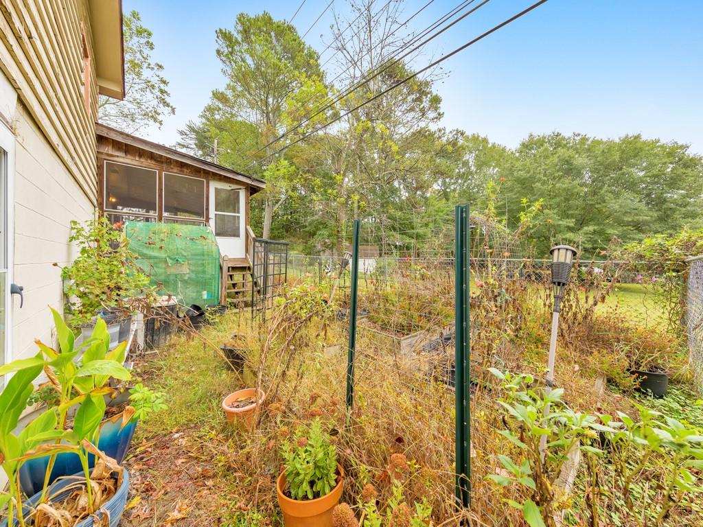 1206 Cotton Road