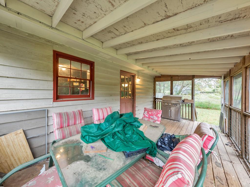 1206 Cotton Road