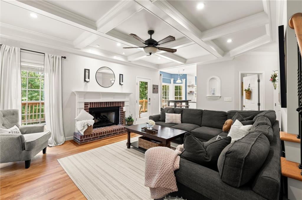 313 Thorntree Lane
