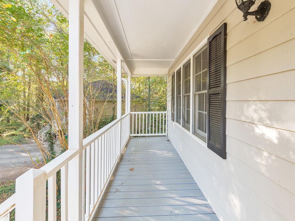 304 Queensbury Walk