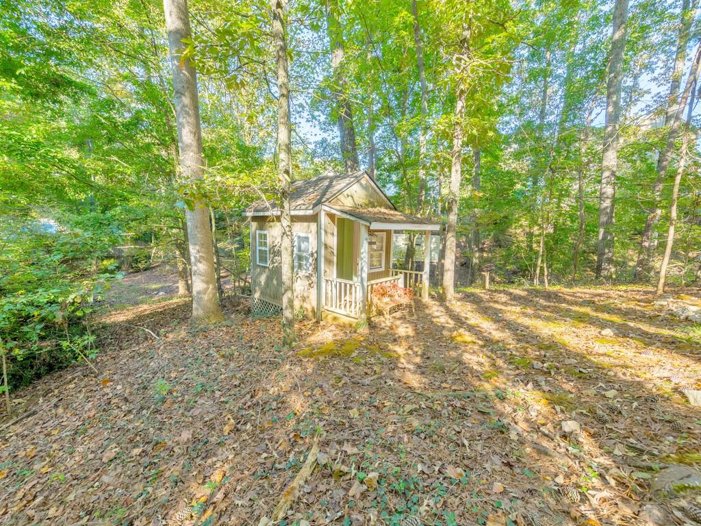 304 Queensbury Walk
