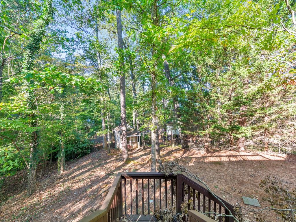 304 Queensbury Walk