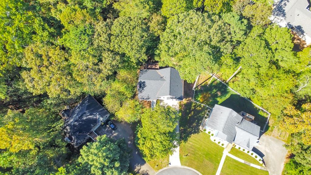 304 Queensbury Walk
